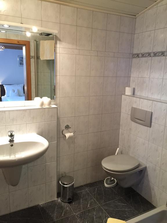Pension Sigle Dingolfing Esterno foto